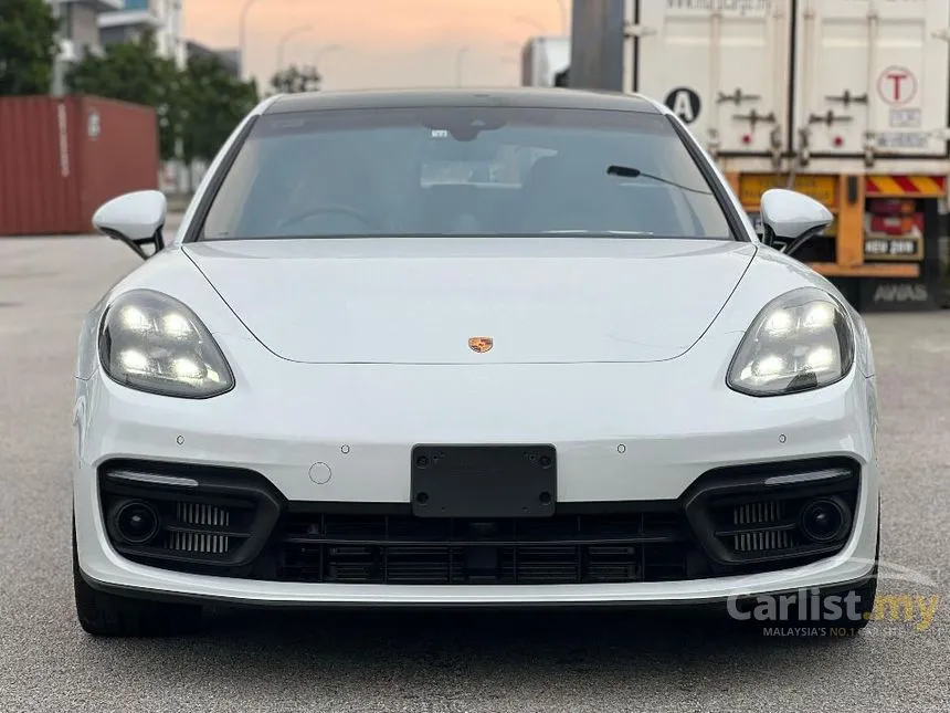 2022 Porsche Panamera Hatchback