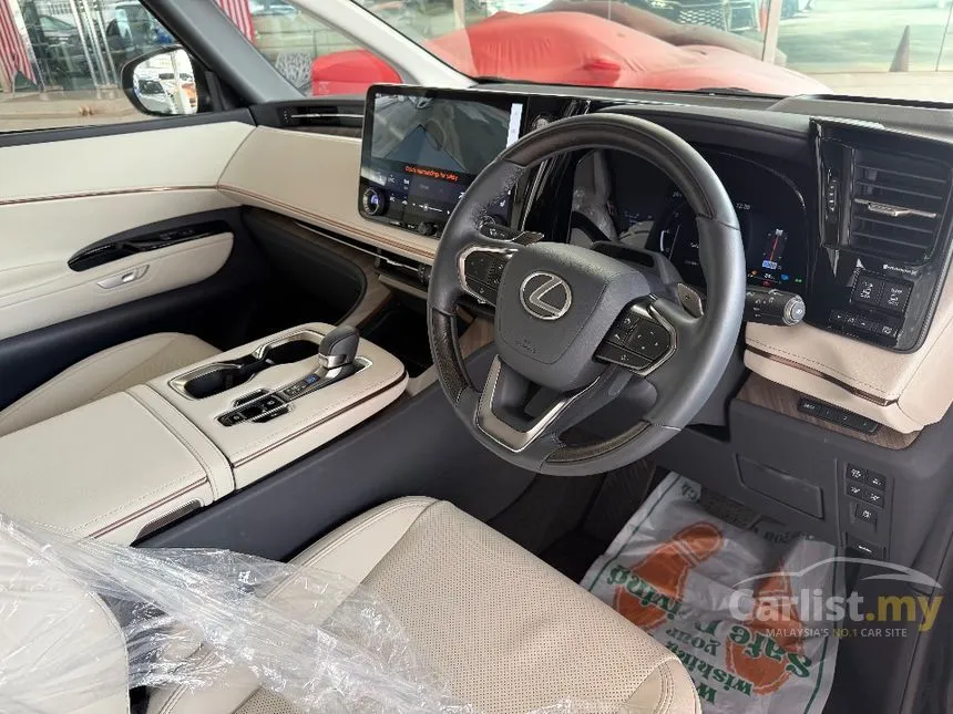 2024 Lexus LM 500h Version L 6 Seater MPV