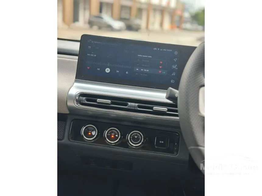 2022 Wuling Air EV Long Range Hatchback