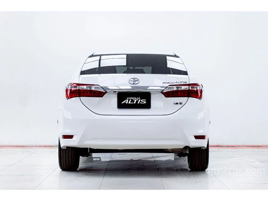2016 Toyota Corolla Altis V Navi Sedan