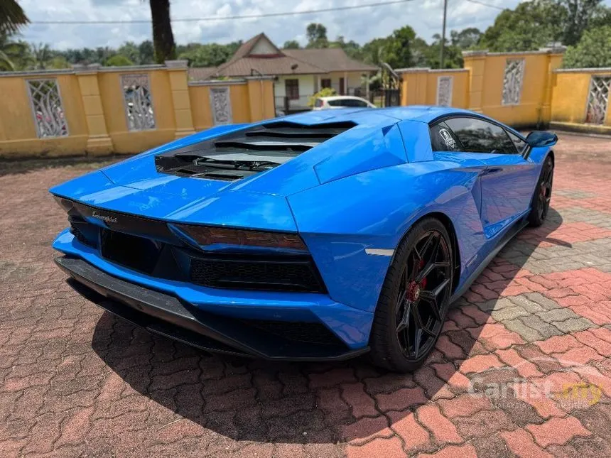 2017 Lamborghini Aventador LP750-4 Superveloce Convertible