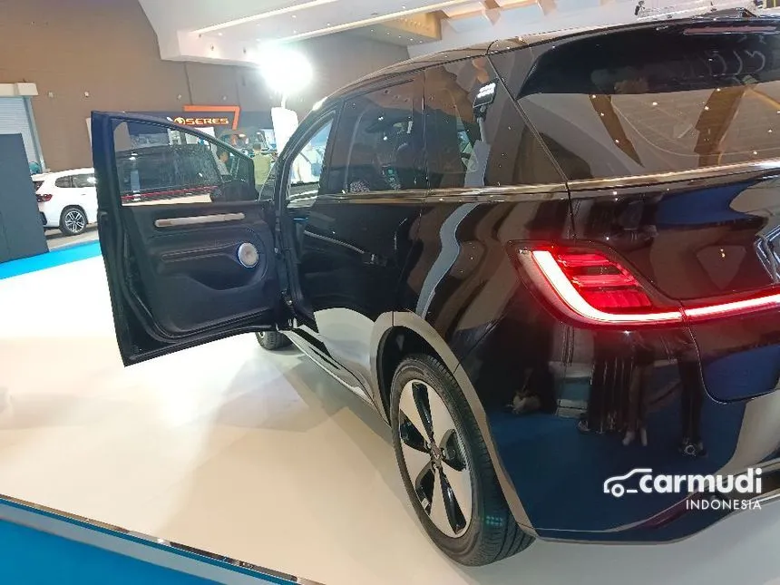 2024 Wuling Cloud EV EV Hatchback