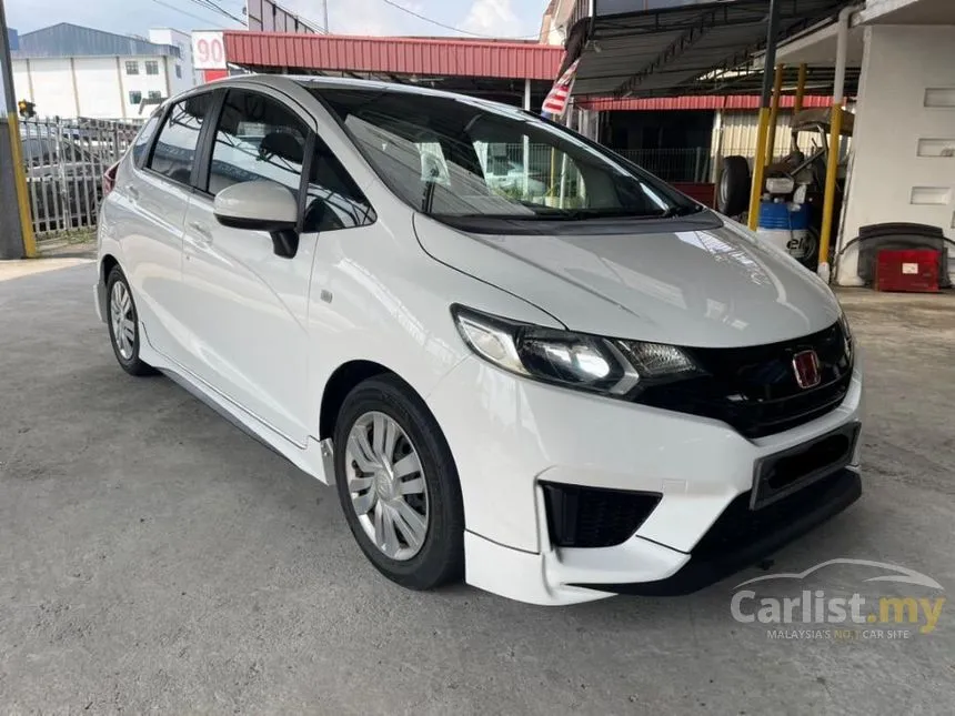 2015 Honda Jazz S i-VTEC Hatchback