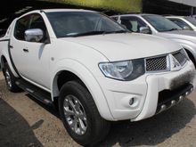 2010 Mitsubishi Triton 2.5 Pickup Truck