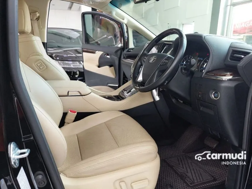 2017 Toyota Alphard G MPV