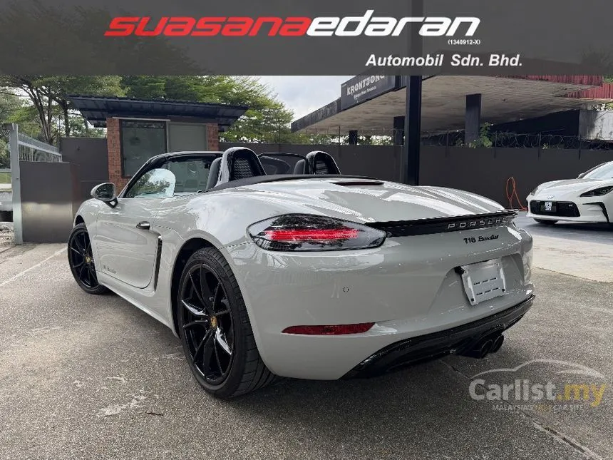 2022 Porsche 718 Boxster Convertible