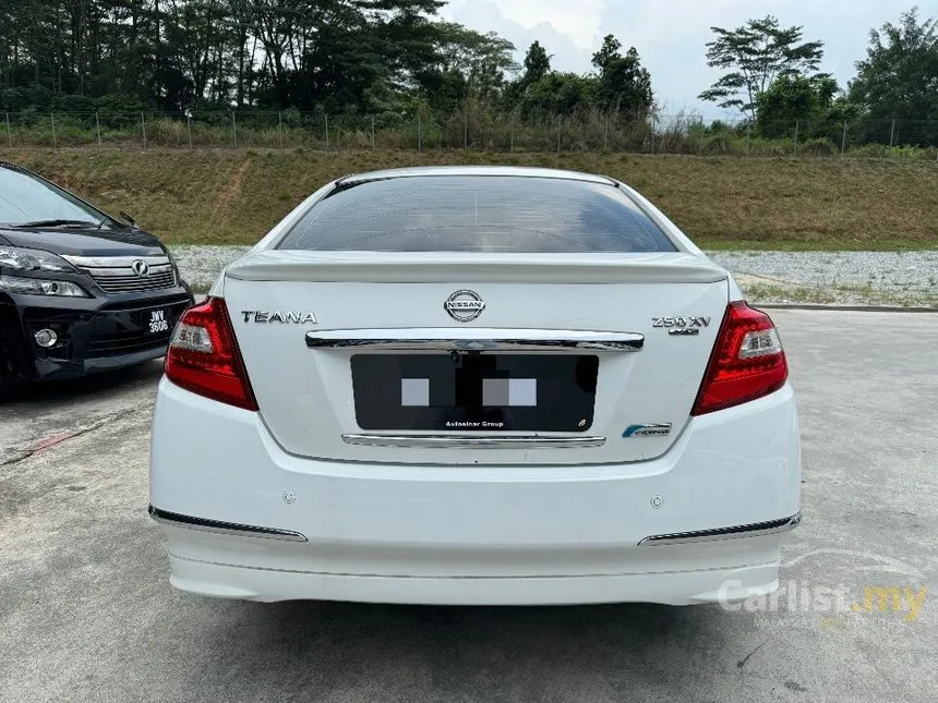 2011 Nissan Teana Premium Sedan