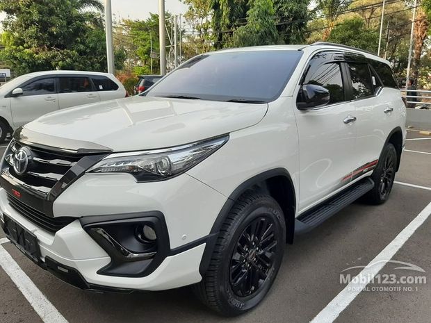 Toyota Fortuner Vrz Mobil Bekas Baru Dijual Di Jatinegara Jakarta Timur Dki Jakarta Indonesia Dari 2 Mobil Automatic Harga Tertinggi Rp1 Milyar Di Mobil123