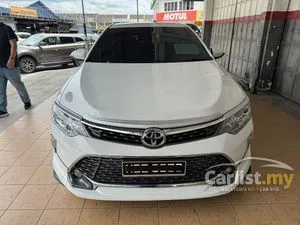 2016 Toyota Camry 2.5 Hybrid Sedan