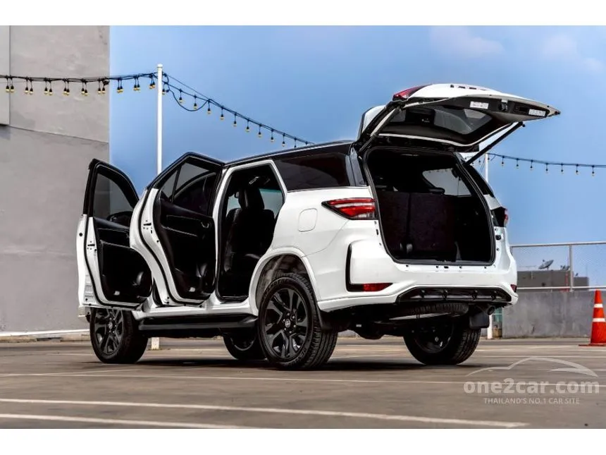 2025 Toyota FORTUNER GR Sport SUV