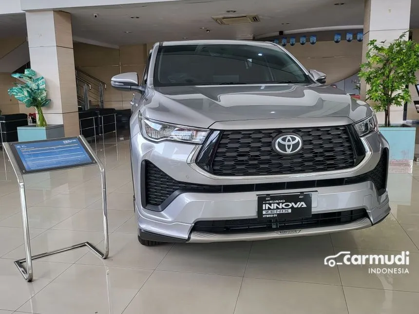 2025 Toyota Kijang Innova Zenix V HV (Non Premium Color) MPV
