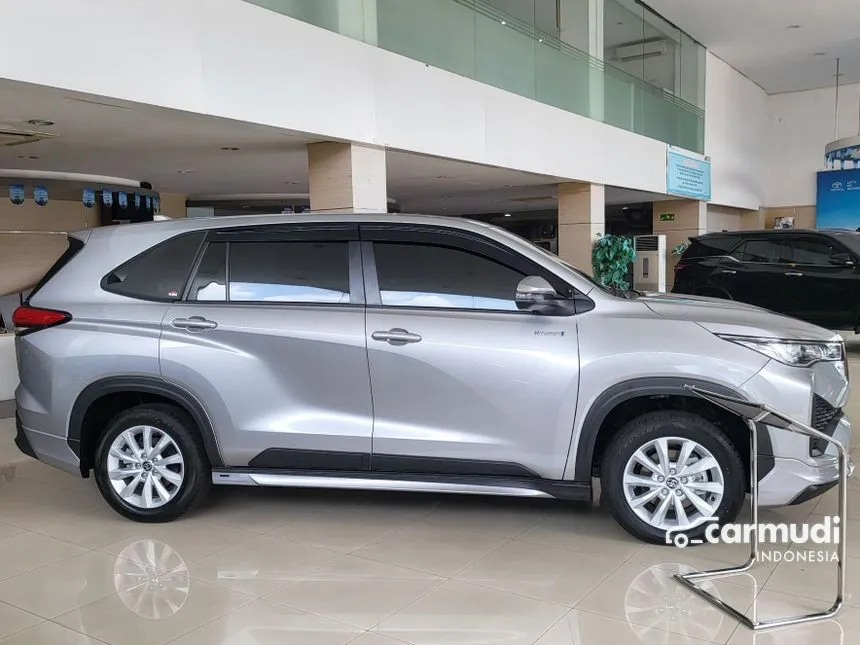 2025 Toyota Kijang Innova Zenix V HV (Non Premium Color) MPV