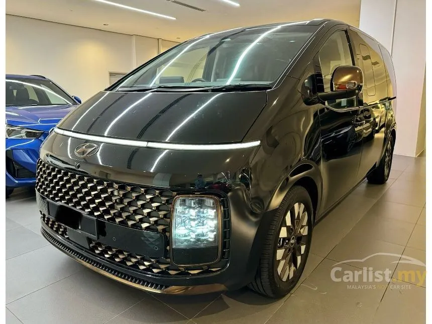 2022 Hyundai Staria Premium MPV