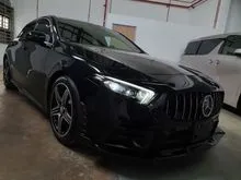 2019 MERCEDES- BENZ A180 1.3 AMG HATCHBACK // ORIGINAL MILEAGE 4K+ KM // LOTS OF CARBON PARTS // GRADE 5A AUCTION REPORT //
