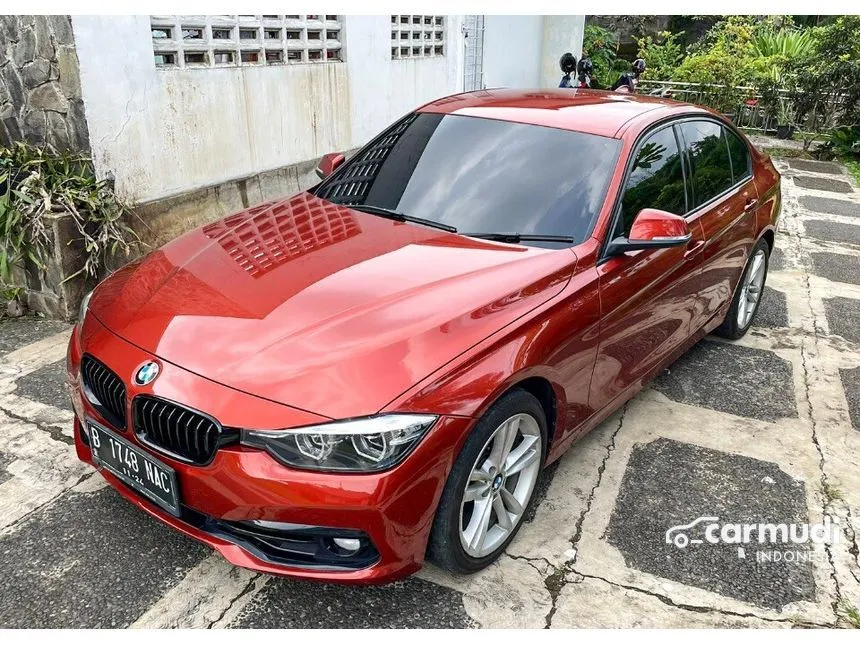 Jual Mobil BMW 320i 2019 Sport 2.0 di Jawa Barat Automatic Sedan Merah Rp 450.000.000