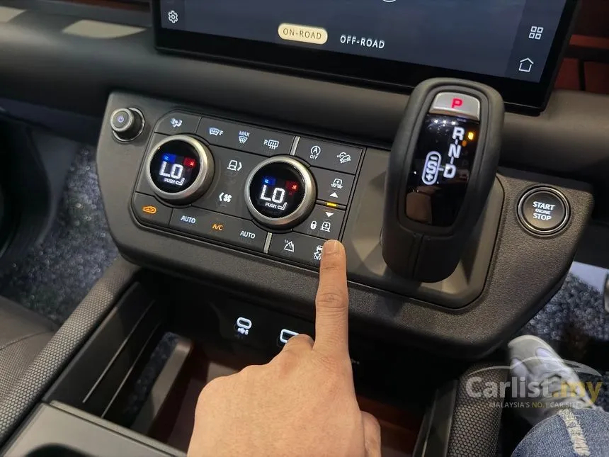 2024 Land Rover Defender 90 P525 Carpathian Edition SUV
