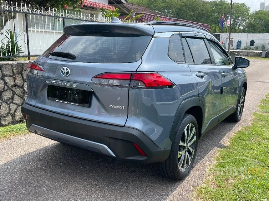 2024 Toyota Corolla Cross Hybrid SUV