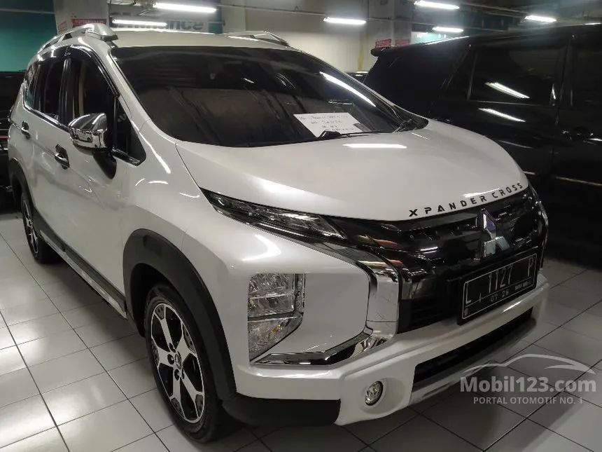 Jual Mobil Mitsubishi Xpander 2021 CROSS 1.5 di Jawa Timur Automatic Wagon Putih Rp 265.000.000