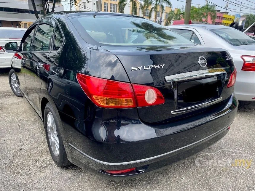 2011 Nissan Sylphy Luxury Sedan