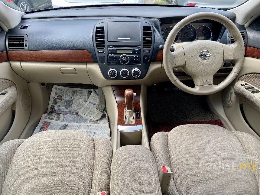 2011 Nissan Sylphy Luxury Sedan
