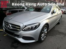 TRUE YEAR MADE 2015 NO SST Mercedes-Benz C200 2.0 Avantgarde Local Mil 45k km only Full Service Warranty to Nov 2019