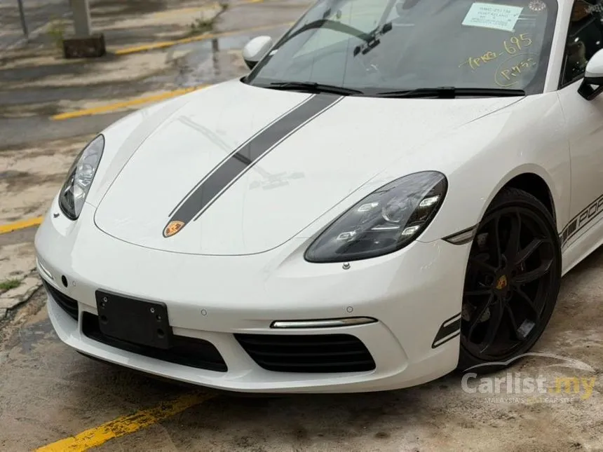 2024 Porsche 718 Cayman Coupe
