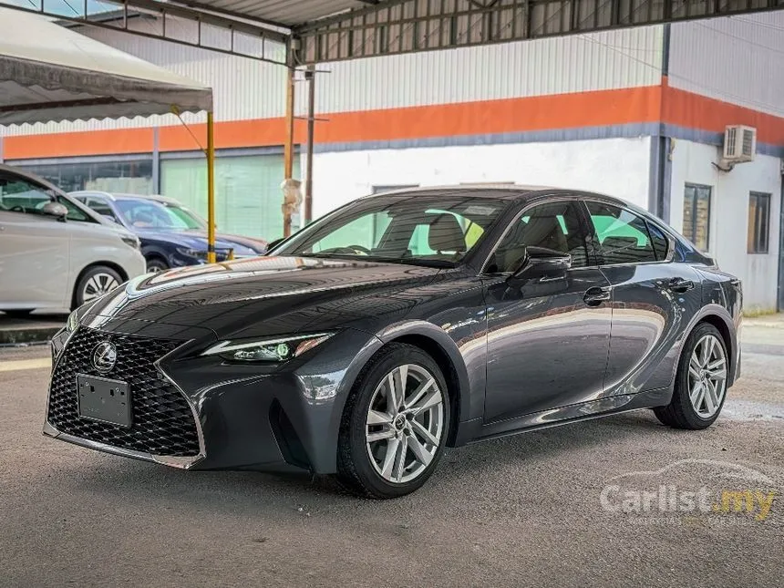 2022 Lexus IS 300 F Sport Sedan