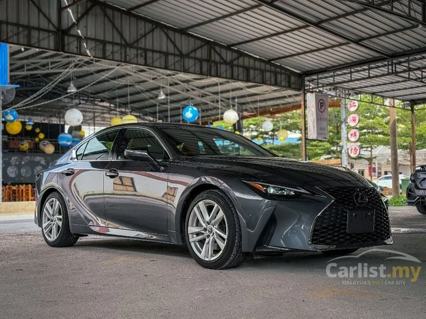2022 Lexus IS 300 F Sport Sedan