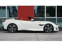 EXCELLENT Condition Unit, 2019 Ferrari Portofino 3.9 Convertible, Loaded CARBON FIBRE  -Orange and black leather interior -Carbon ceramic disc brake,