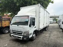 2023 Mitsubishi Fuso FE85PG UBS 21.5 Feet Box Bonded 6 Doors 7500KG Lorry Original Condition