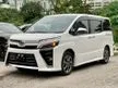 Recon ALPINE Monitor / Front & Rear Sensor / 2 Power Door / Reverse Camera / Pre Crash / Lane Keeping Assist / 2019 Toyota Voxy 2.0 ZS Kirameki Edition MPV