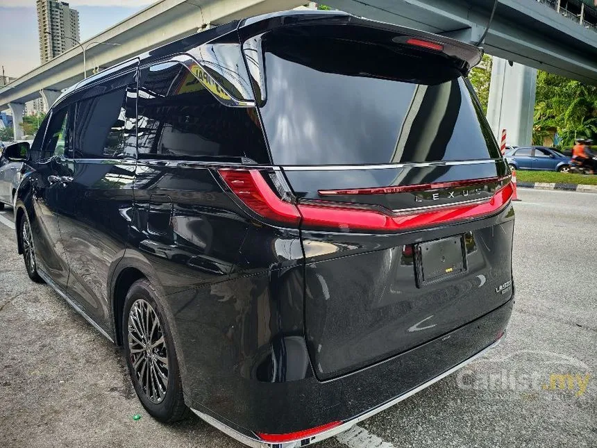 2024 Lexus LM 500h 4 Seater MPV
