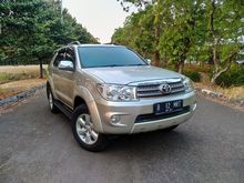 Toyota Fortuner 2.5 G AT Diesel 2011 DP 9jt Kondisi Istimewa Dan Siap Pakai