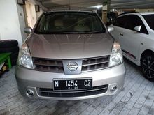 2009 Nissan Grand Livina 1.5 XV AT terawat km rendah dijual di malang