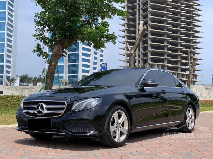 2017 Mercedes-Benz E250 Avantgarde CKD Sedan