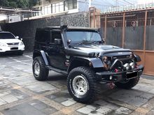 2011 Jeep Wrangler SAHARA Anniversary black full modif