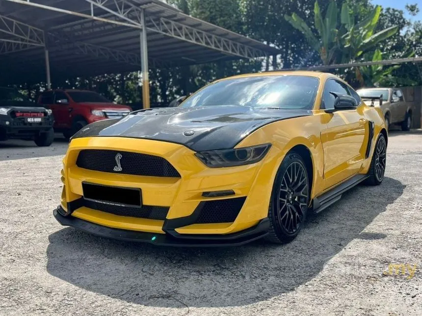 2017 Ford MUSTANG EcoBoost Coupe
