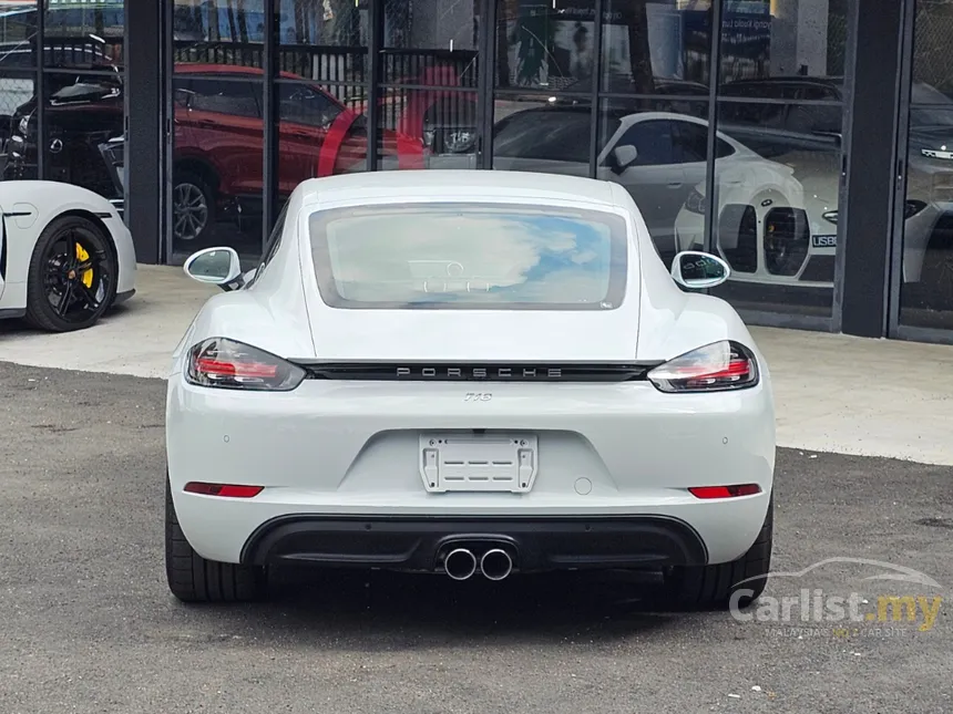 2022 Porsche 718 Cayman Coupe