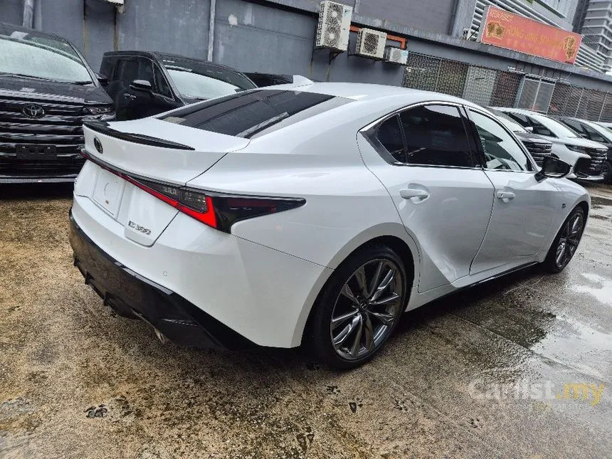 2021 Lexus IS 300 F Sport Sedan
