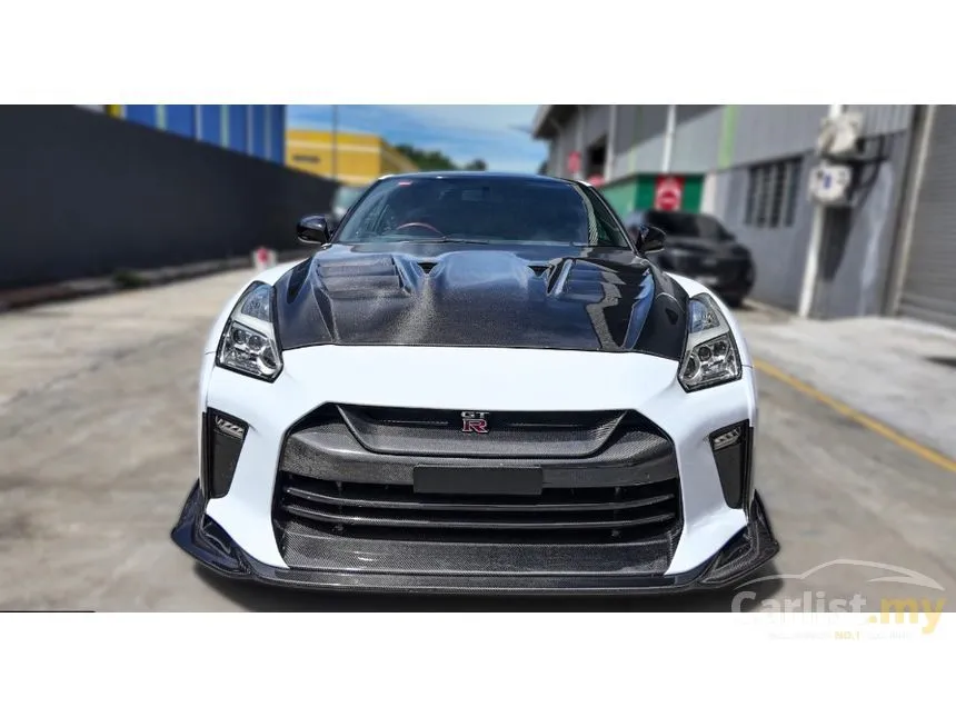 2013 Nissan GT-R Premium Edition Coupe