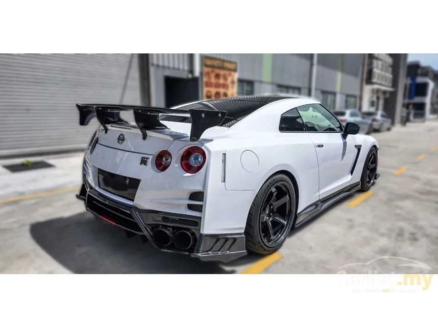 2013 Nissan GT-R Premium Edition Coupe