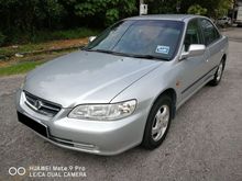 SELLING CHEAP HONDA ACCORD 2.0 VTI-S ORIGINAL CONDITION ONE OWNER ONLY