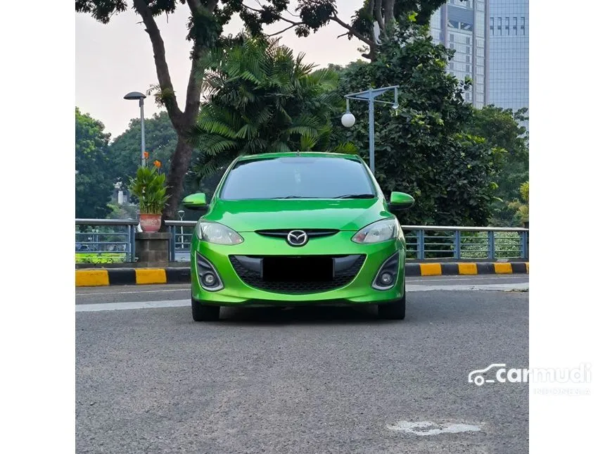 2012 Mazda 2 R Hatchback