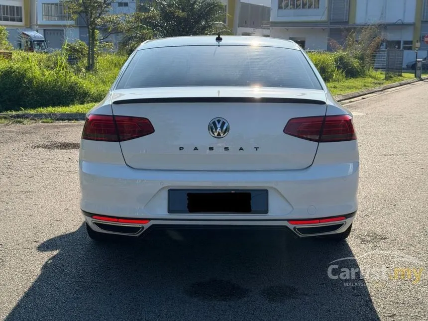 2019 Volkswagen Passat TSI Highline Sedan