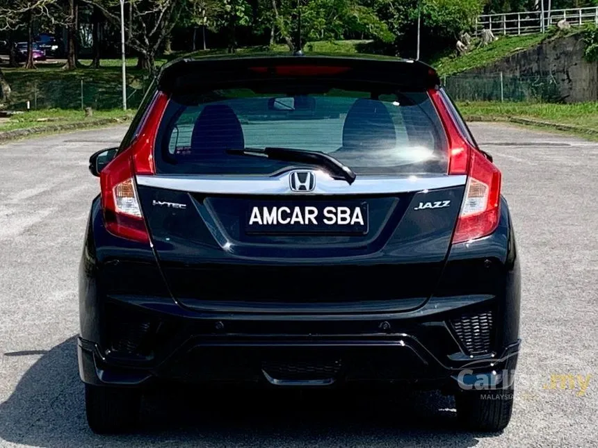 2014 Honda Jazz V Hatchback