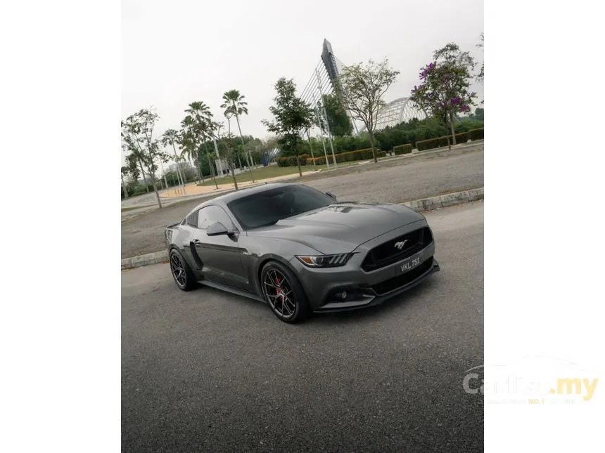 2017 Ford MUSTANG EcoBoost Coupe
