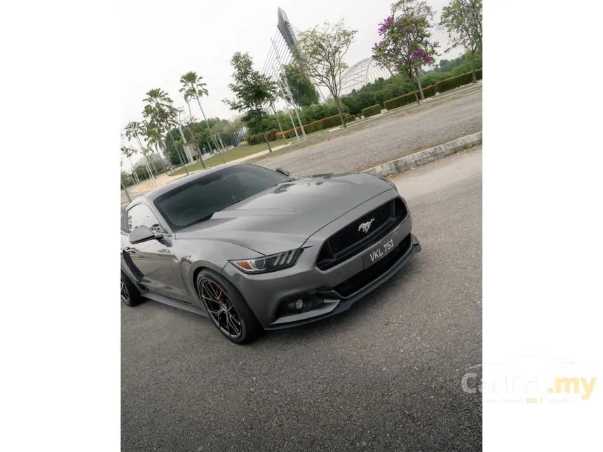 2017 Ford MUSTANG EcoBoost Coupe