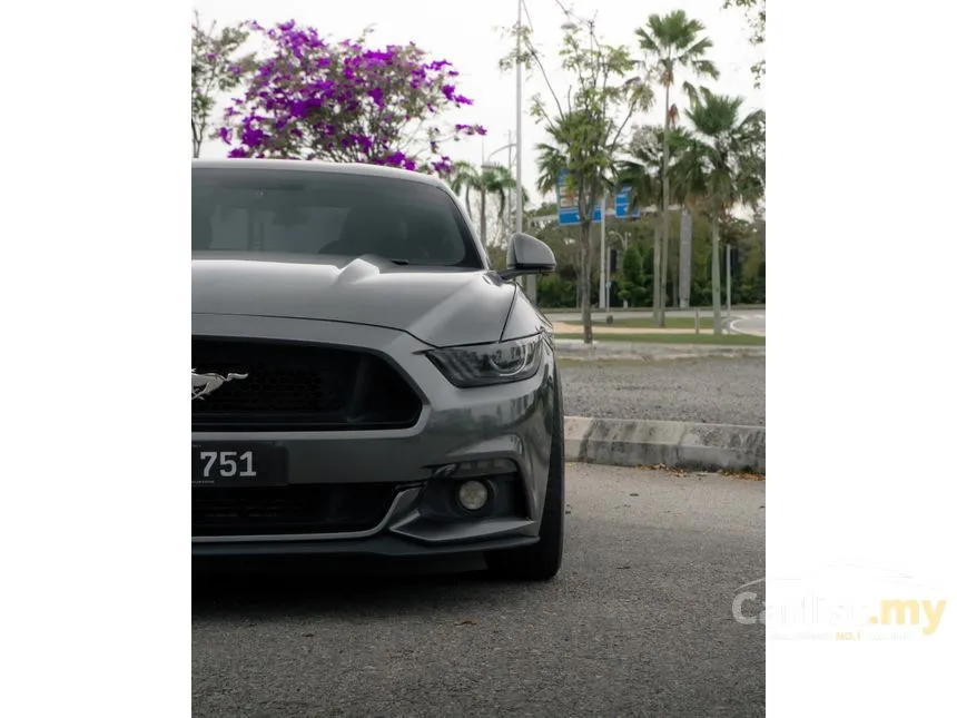 2017 Ford MUSTANG EcoBoost Coupe