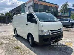 2010 Toyota Hiace 2.5 Panel Van Van