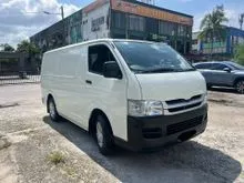 2010 Toyota Hiace 2.5 full Panel Van